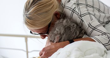 ”Nok er nok”: Alzheimerforeningen vil ændre grundlæggende på plejehjem
