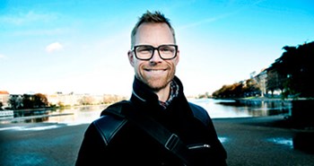 Et godt grin stjæler billedet