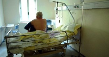 Folketingsmedlemmer skal stoppe omsorgssvigt